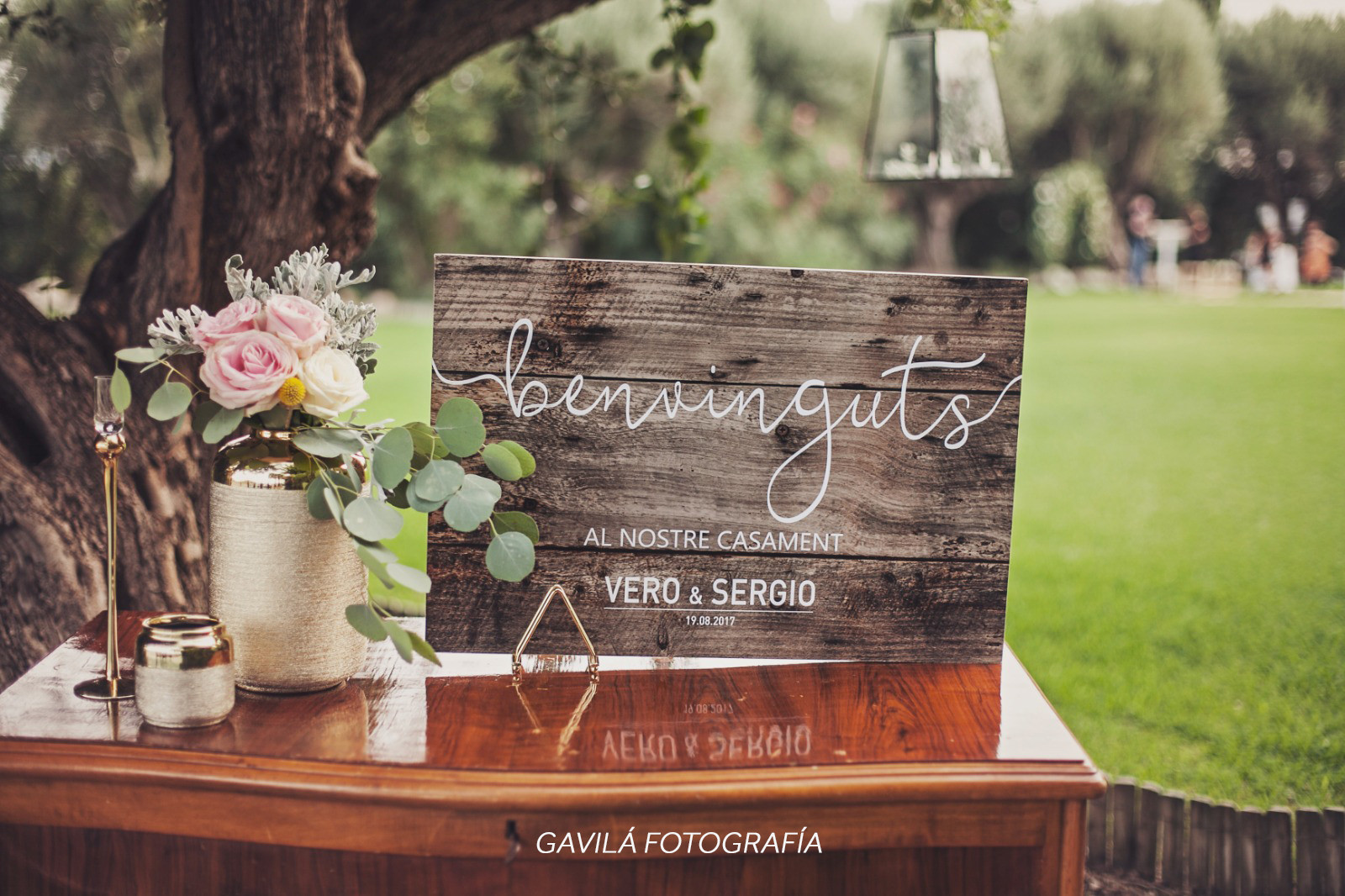 presentacion de boda con flores